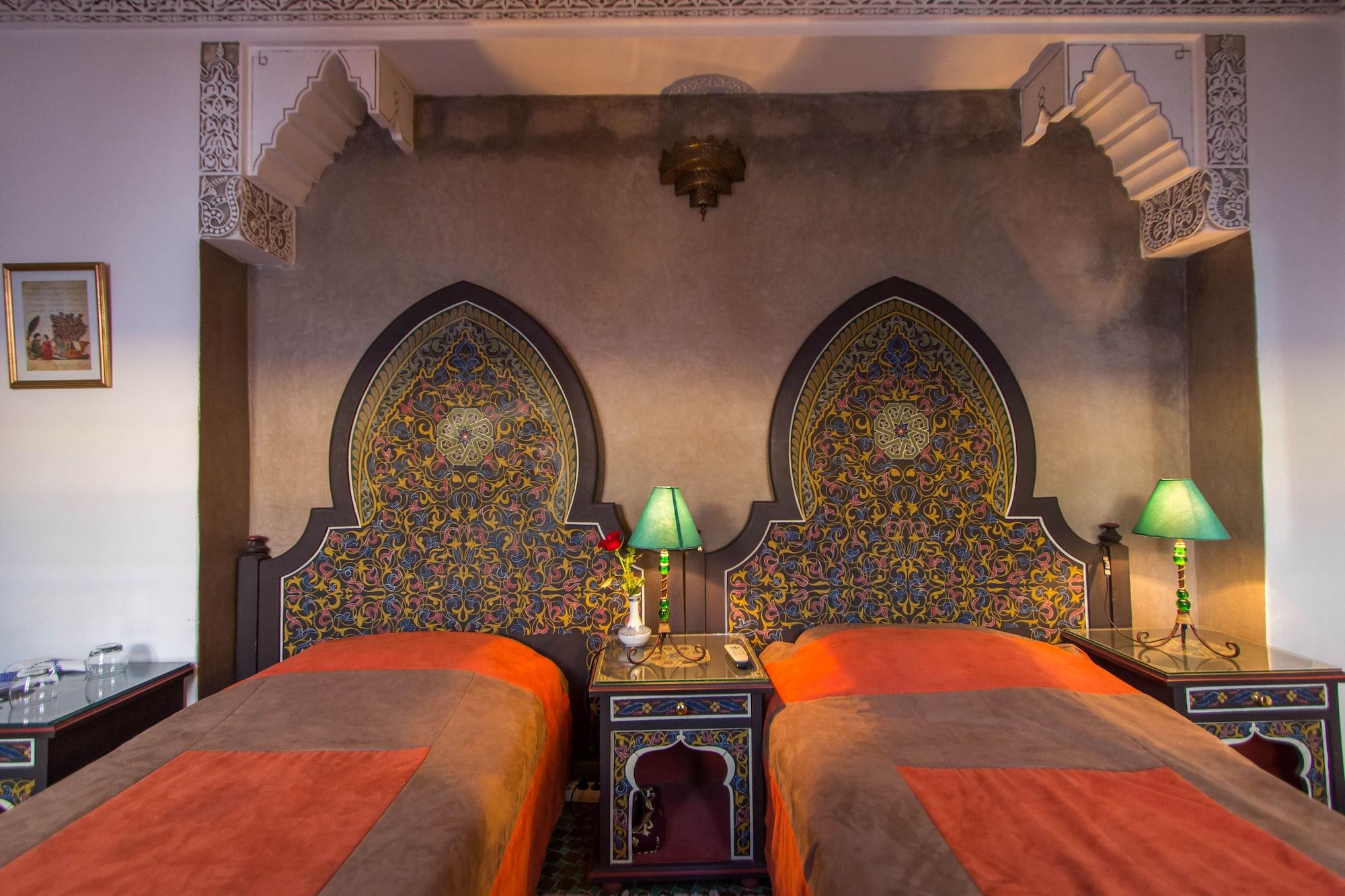 Dar Al Andalous Hotel Fez Bagian luar foto
