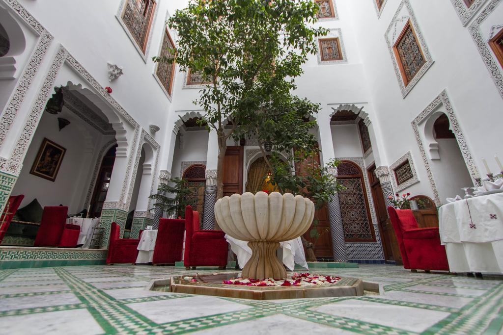 Dar Al Andalous Hotel Fez Bagian luar foto