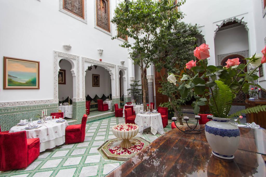 Dar Al Andalous Hotel Fez Bagian luar foto