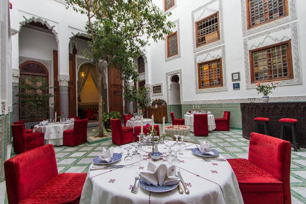 Dar Al Andalous Hotel Fez Bagian luar foto
