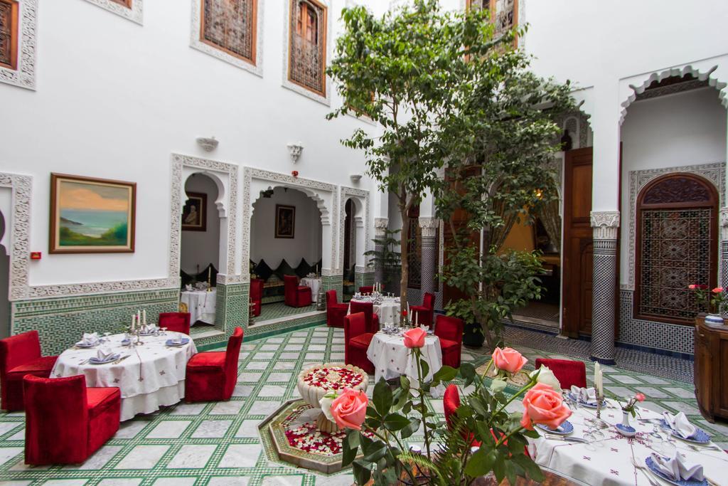 Dar Al Andalous Hotel Fez Bagian luar foto