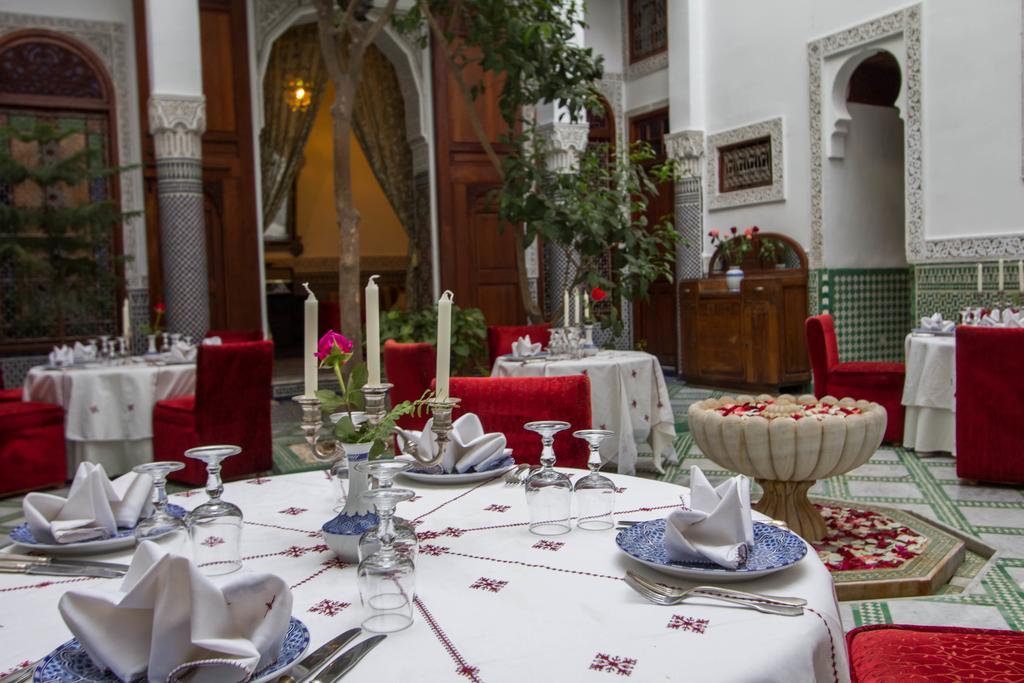 Dar Al Andalous Hotel Fez Bagian luar foto