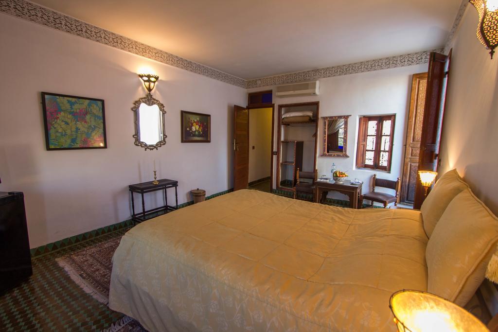 Dar Al Andalous Hotel Fez Bagian luar foto