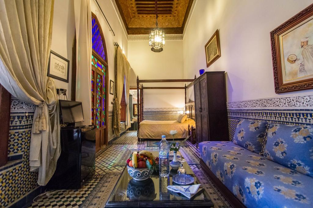Dar Al Andalous Hotel Fez Bagian luar foto