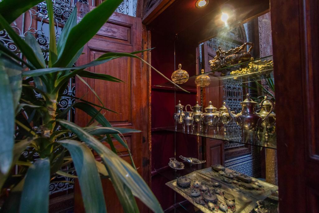 Dar Al Andalous Hotel Fez Bagian luar foto